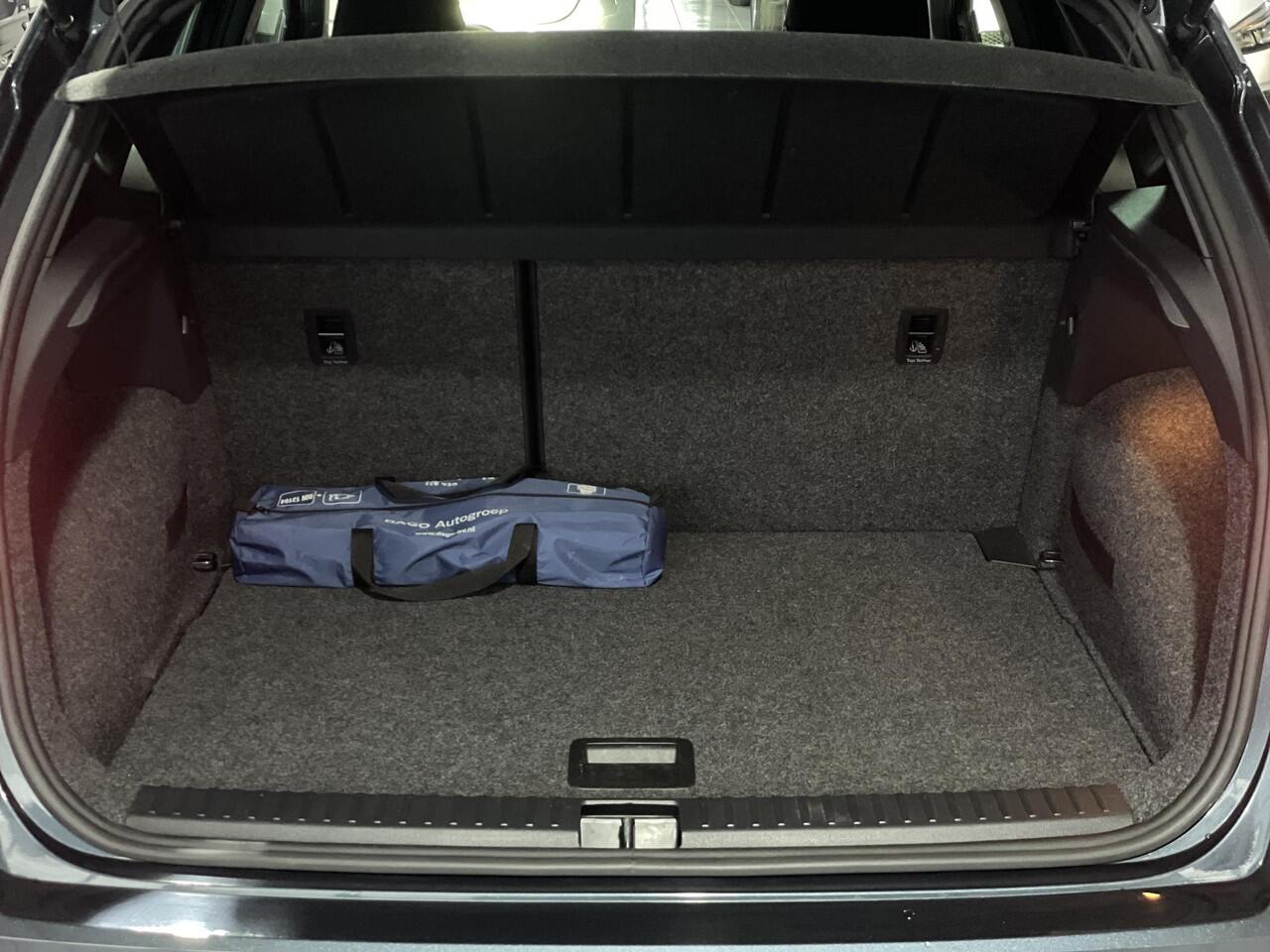 Seat Arona 1.0 TSI Excellence LED / NAVI / AUTOMAAT