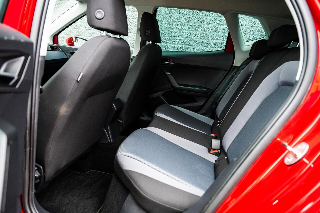 Seat Arona 1.0 TSi 95 pk Style Business Intense | Camera | Keyless | Parkeersensoren