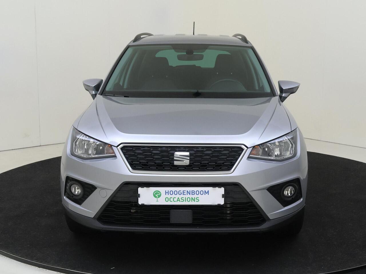 Seat Arona 1.0 TSI Style | Keyless | Parkeerasisstent | Navigatie | Digital cockpit | Dodehoek detectie | Adaptieve cruise control | Achteruitrijcamera |