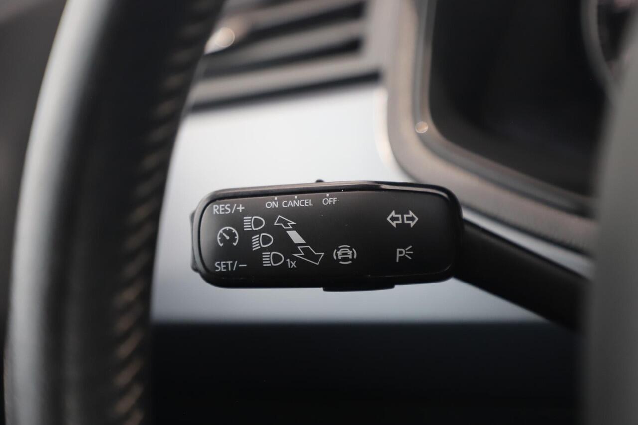 Seat Arona 1.0 TSI Style Business Intense Plus Automaat DSG 16 inch Carplay Android Navigatie Stoelverwarming Clima Cruise Control