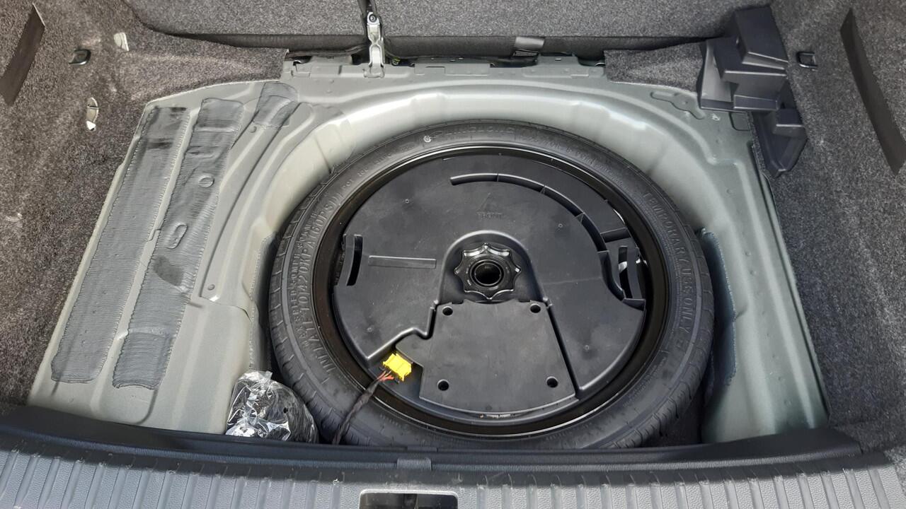 Seat Arona 1.0 TSI FR Business Intense Plus DSG 7 Automaat + Alcantara bekleding + Beats audio!