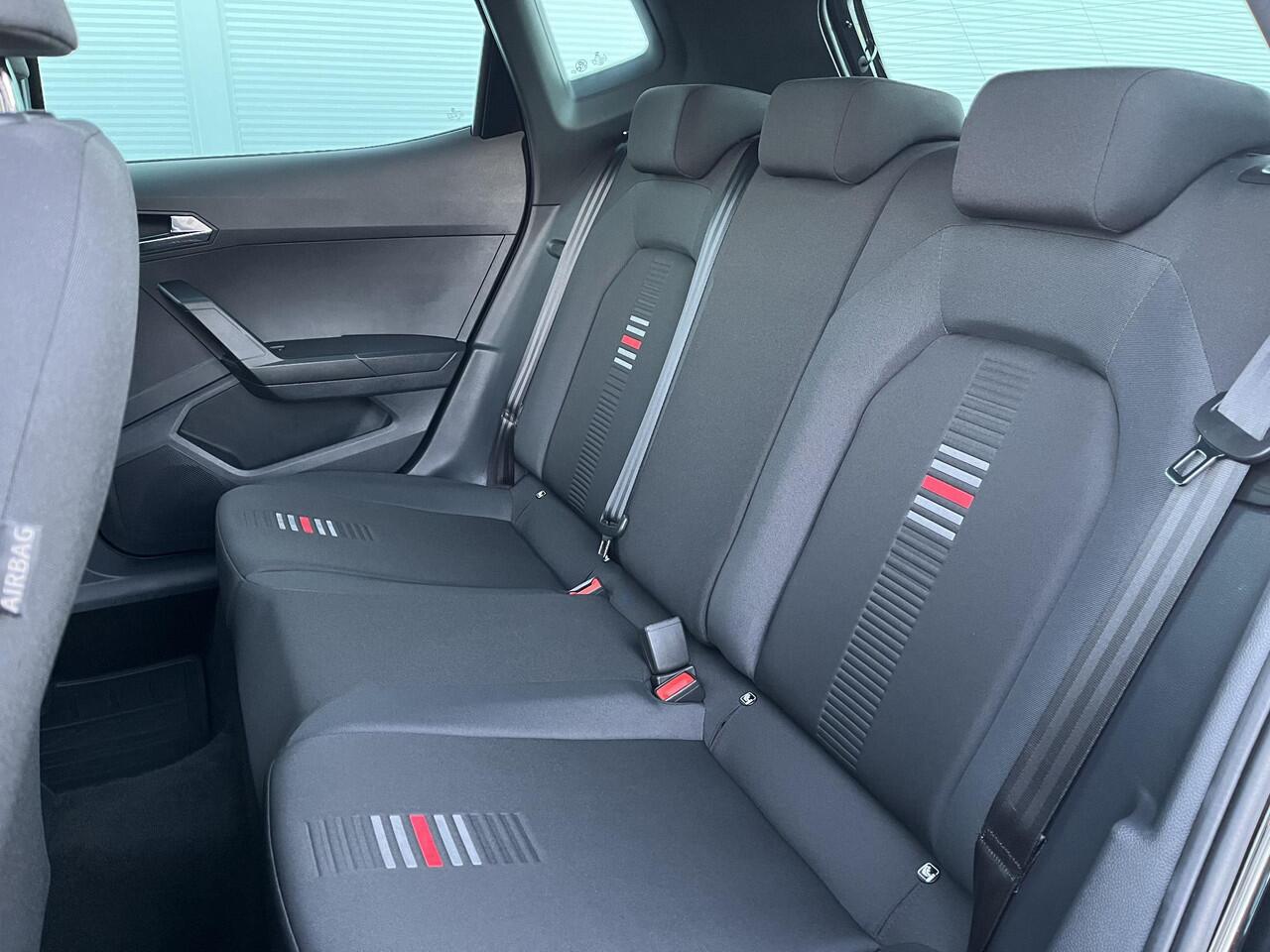Seat Arona 1.0 TSI FR Business Intense / airco (automatisch) / Apple Carplay/Android Auto / cruise control adaptief /