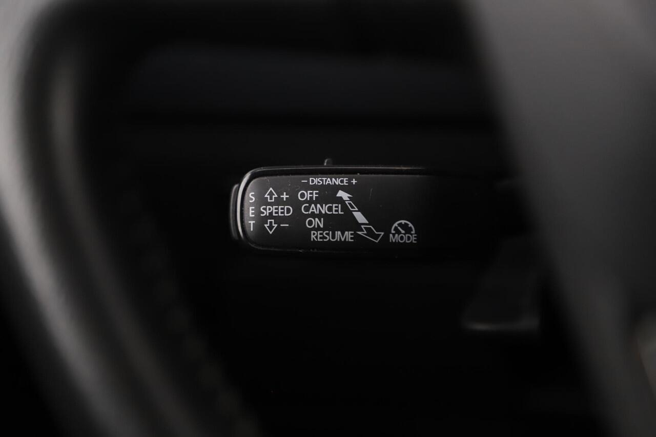 Seat Arona 1.0 TSI Style Business Intense 95PK Keyless Adaptive Cruise Navigatie Achteruitrijcamera Carplay Android Climate Control 16 inch LMV