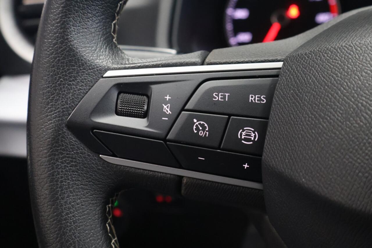 Seat Arona 1.0 TSI Style 95pk | LED | DAB | Cruise Control | Parkeersens