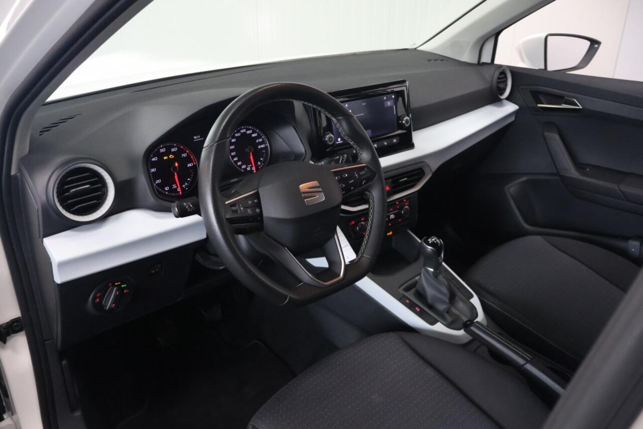 Seat Arona 1.0 TSI Style 95pk | LED | DAB | Cruise Control | Parkeersens