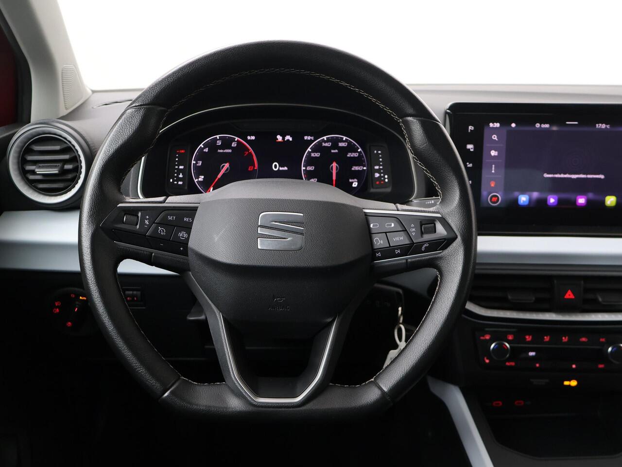 Seat Arona 1.0 TSI Style Business Intense | 95 PK | LED verlichting | Navigatiesysteem | Climate control |