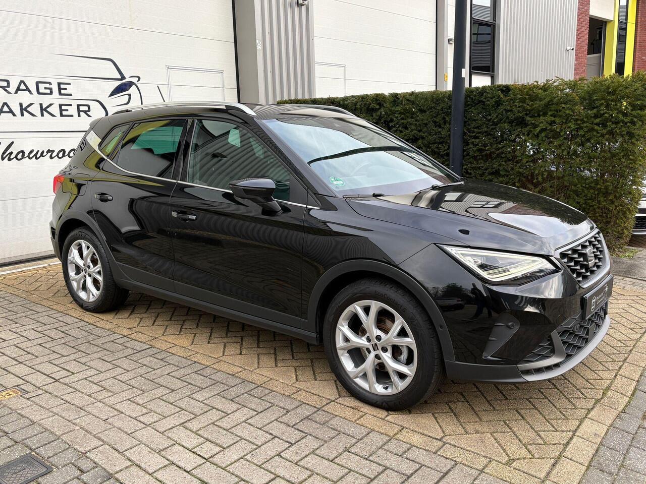 Seat Arona 1.0 TSI FR Trekhaak Camera Groot Navischerm Carplay Cruise Led