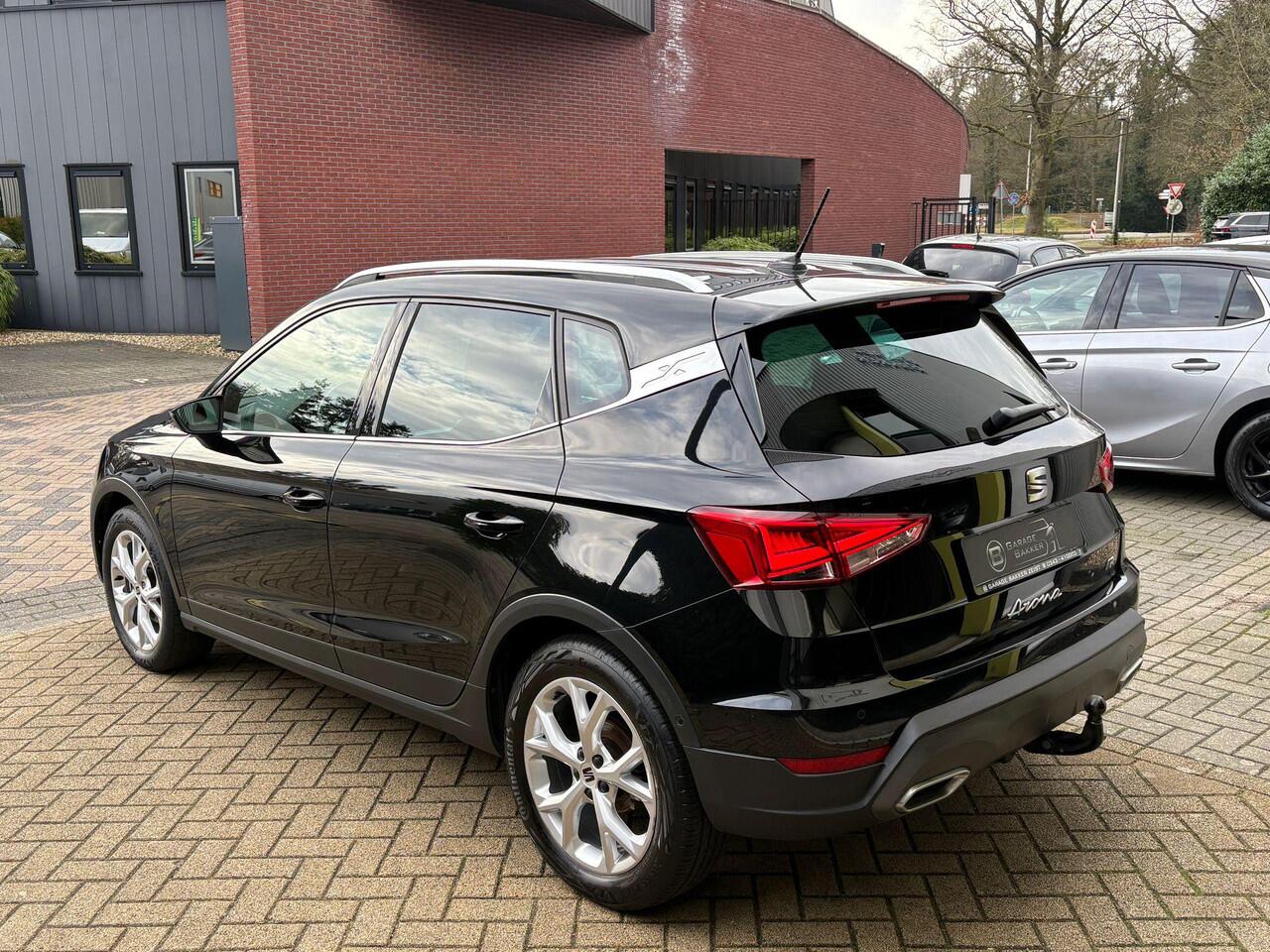 Seat Arona 1.0 TSI FR Trekhaak Camera Groot Navischerm Carplay Cruise Led