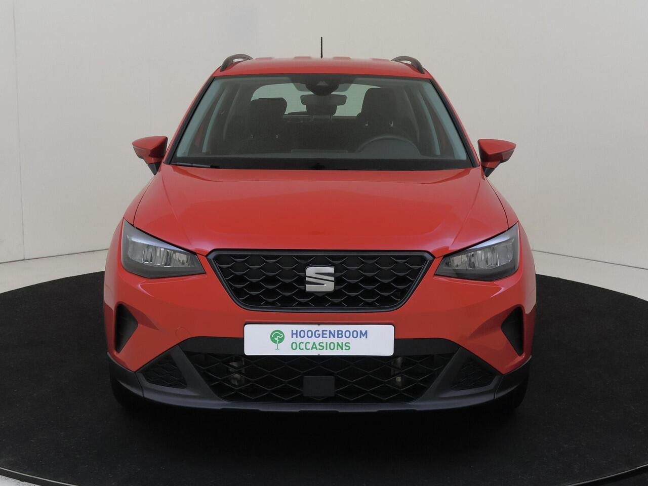 Seat Arona 1.0 TSI Style | Stoelverwarming | CarPlay | Cruise control | Climate control | Lane- en frontassist | Elektrisch inklapbare buitenspiegels | DAB radio |