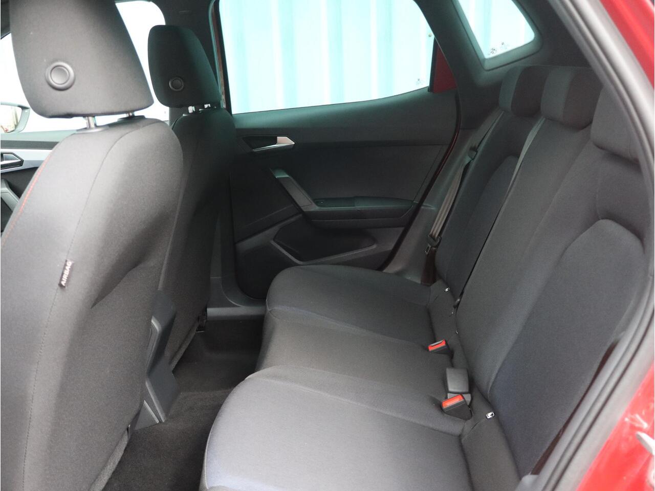 Seat Arona FR 1.0 TSI 110pk DSG AUTOMAAT | NAVI | CAMERA | VIRTUAL | BEATS AUDIO | 18 INCH |