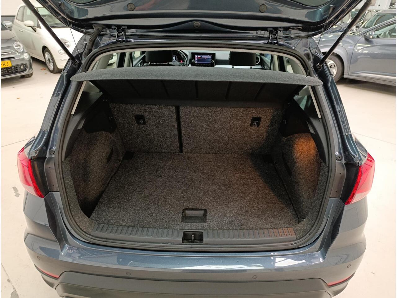 Seat Arona 1.0 TSI Style Climate controle | Audiosysteem | Centrale vergrendeling | Cruise control |Parkeersensoren | Electrische bedienbare ramen