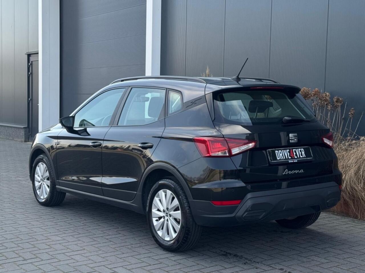 Seat Arona 1.0 TSI Style DSG APPLE CARPLAY PDC LED SPORTVELGEN