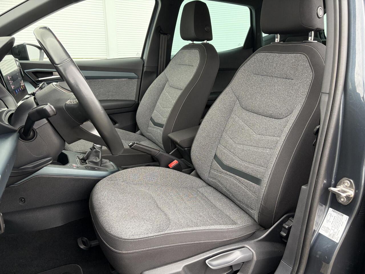 Seat Arona 1.0 TSI Xperience / Airco (automatisch) / Voorstoelen verwarmd / Apple Carplay/Android Auto /