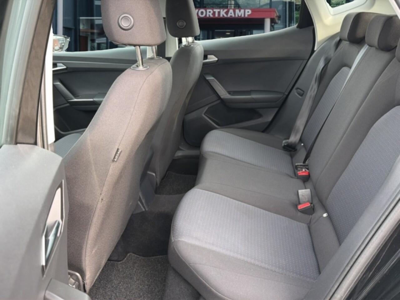 Seat Arona 1.0 TSI STYLE PDC/CRUISE/AIRCO/CARPLAY