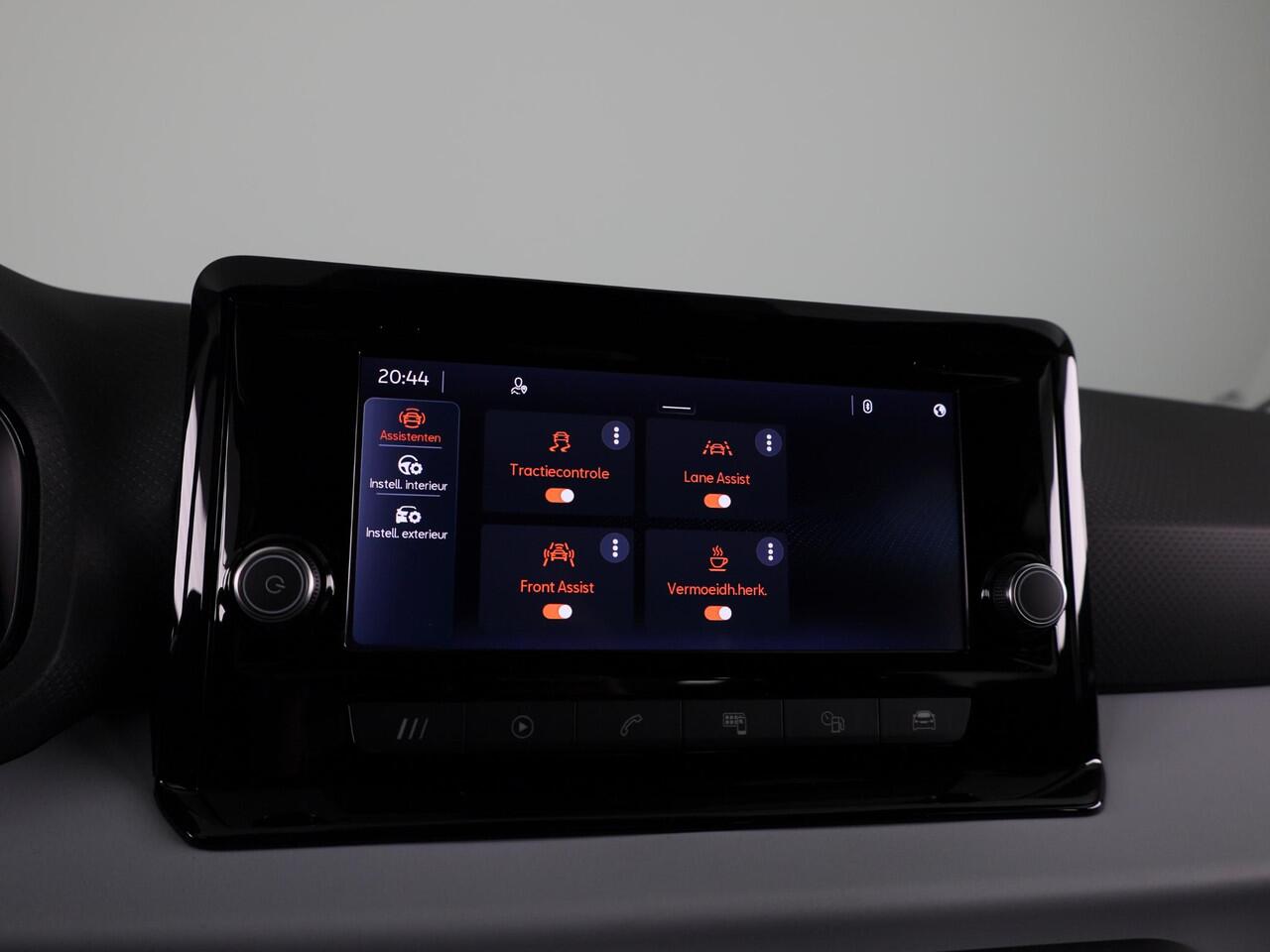 Seat Arona 1.0 TSI Style 95 pk | Verlengde garantie | Navigatie via App | Parkeersensoren achter | LED koplampen | Autom. airco |