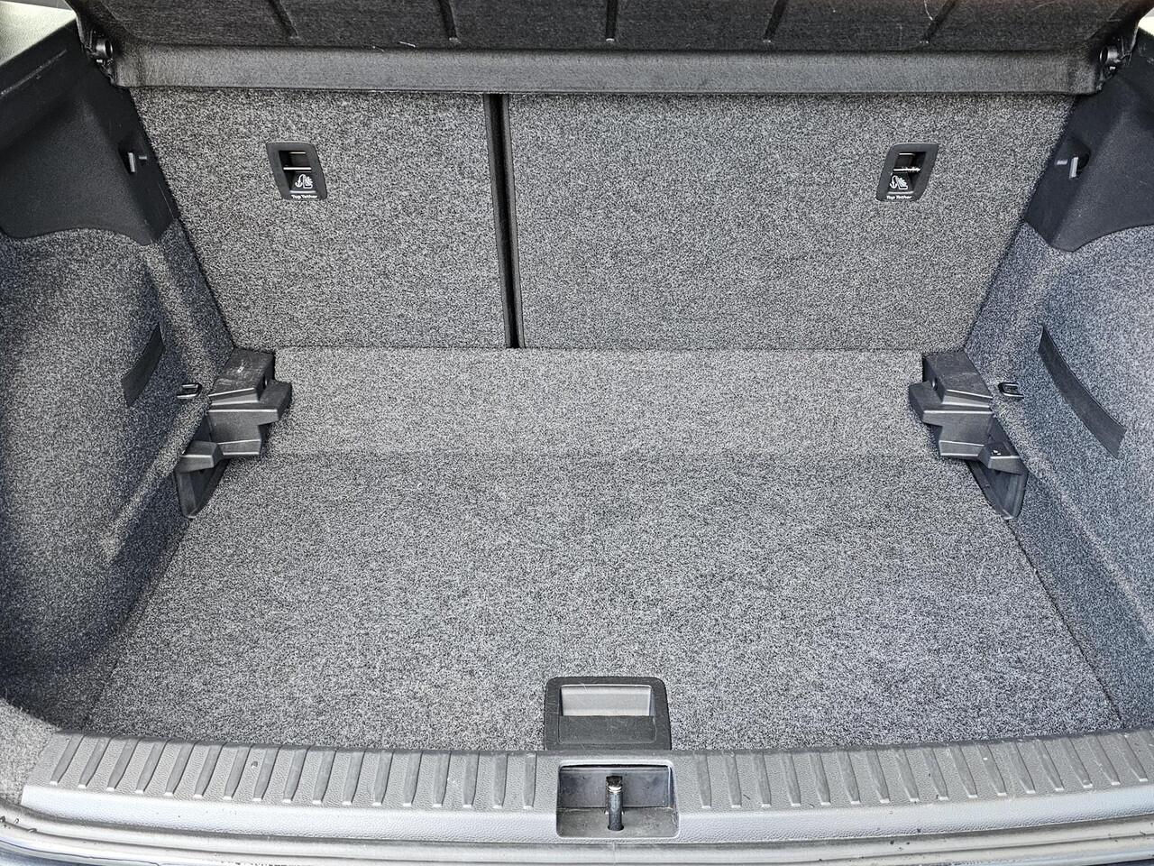 Seat Arona 1.0 TSI Style Lane assist | Climate control | App connect | Multifunctioneel stuur | Cruise control | PDC | Nette auto!