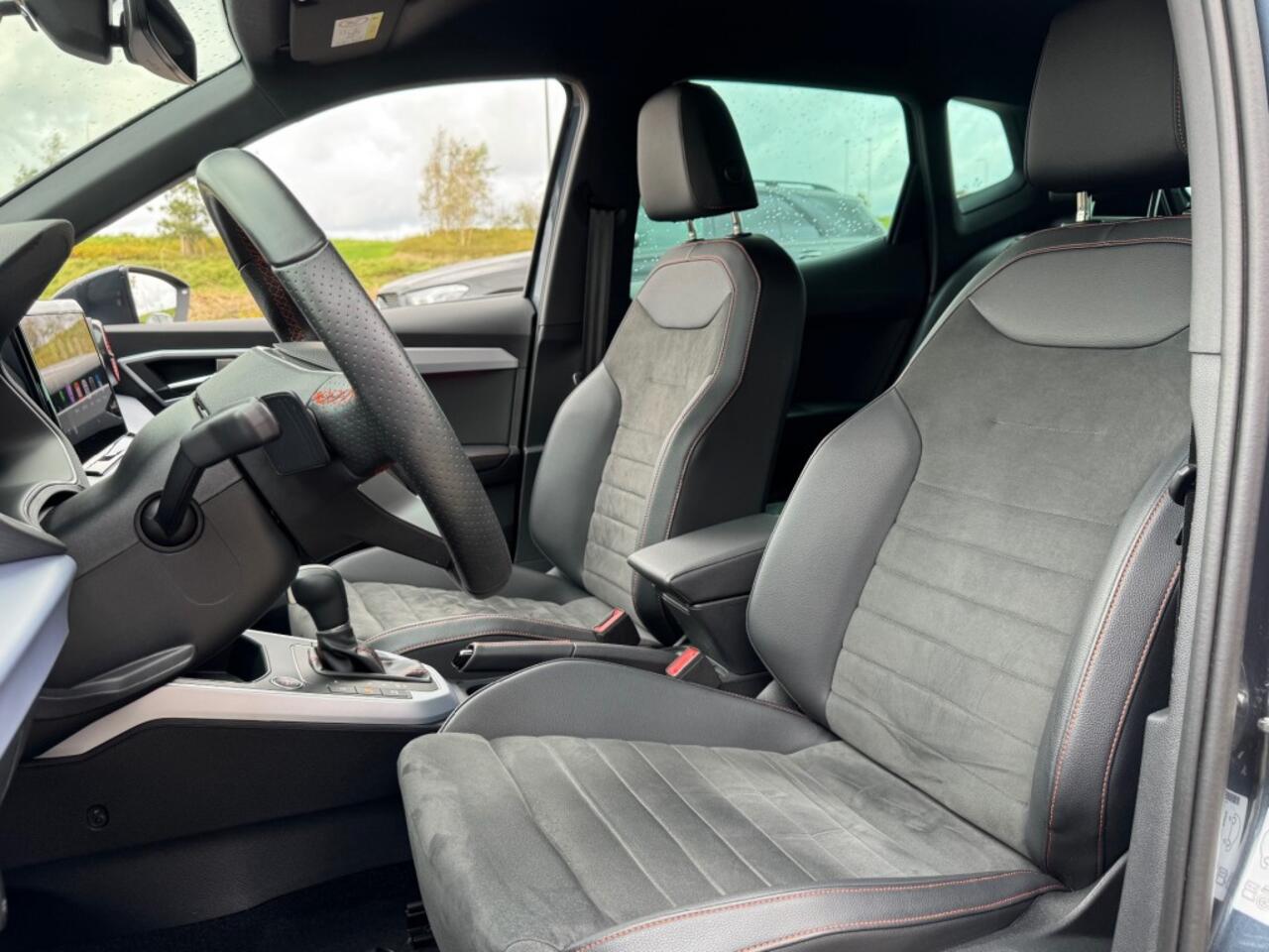 Seat Arona 1.5 TSI AUT. 150PK FR FACELIFT DIGITALE-SCHERM NAVI CAMERA CARPLAY AIRCO LMV PDC