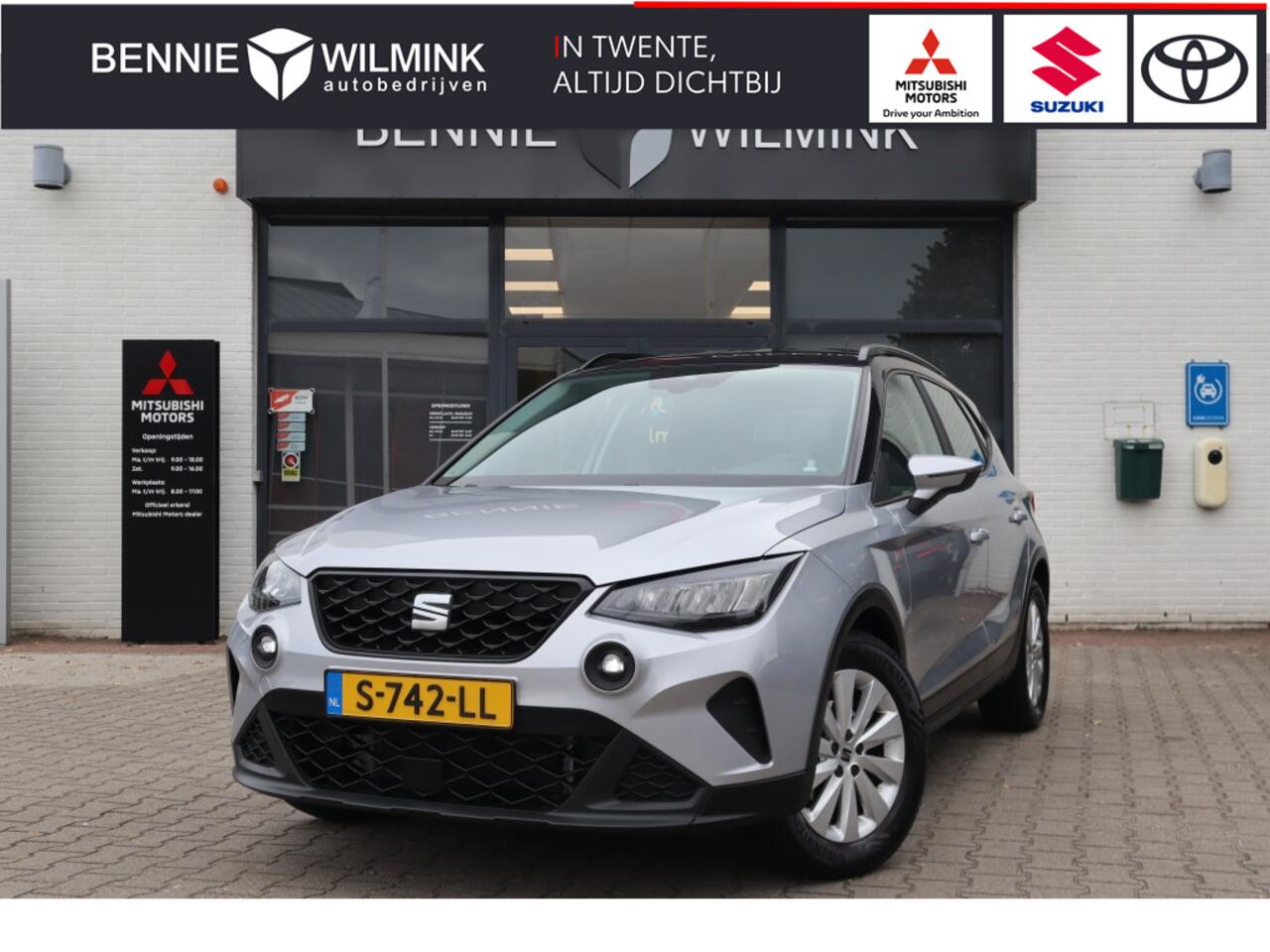 Seat Arona 1.0 TSI Style AllSeasons | Apple | AndroidAuto | Two-Tone