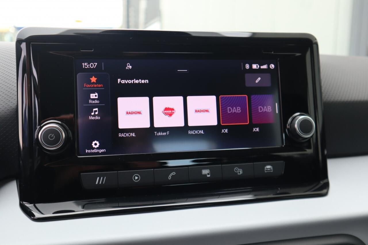 Seat Arona 1.0 TSI Style AllSeasons | Apple | AndroidAuto | Two-Tone