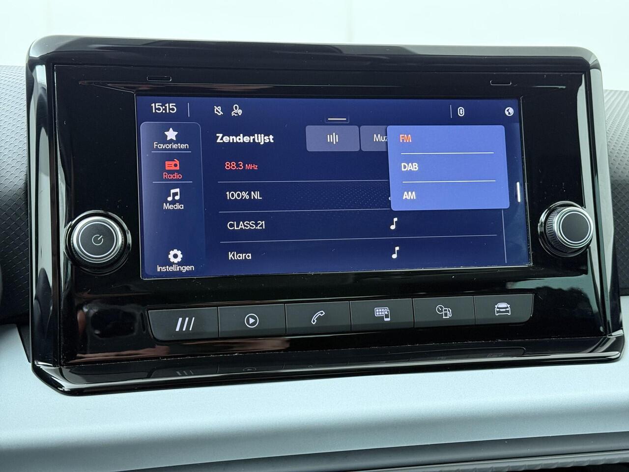 Seat Arona 1.0 TSI Style Business Connect | 95 PK | Climate control | Cruise control | Apple Carplay/Android Auto |