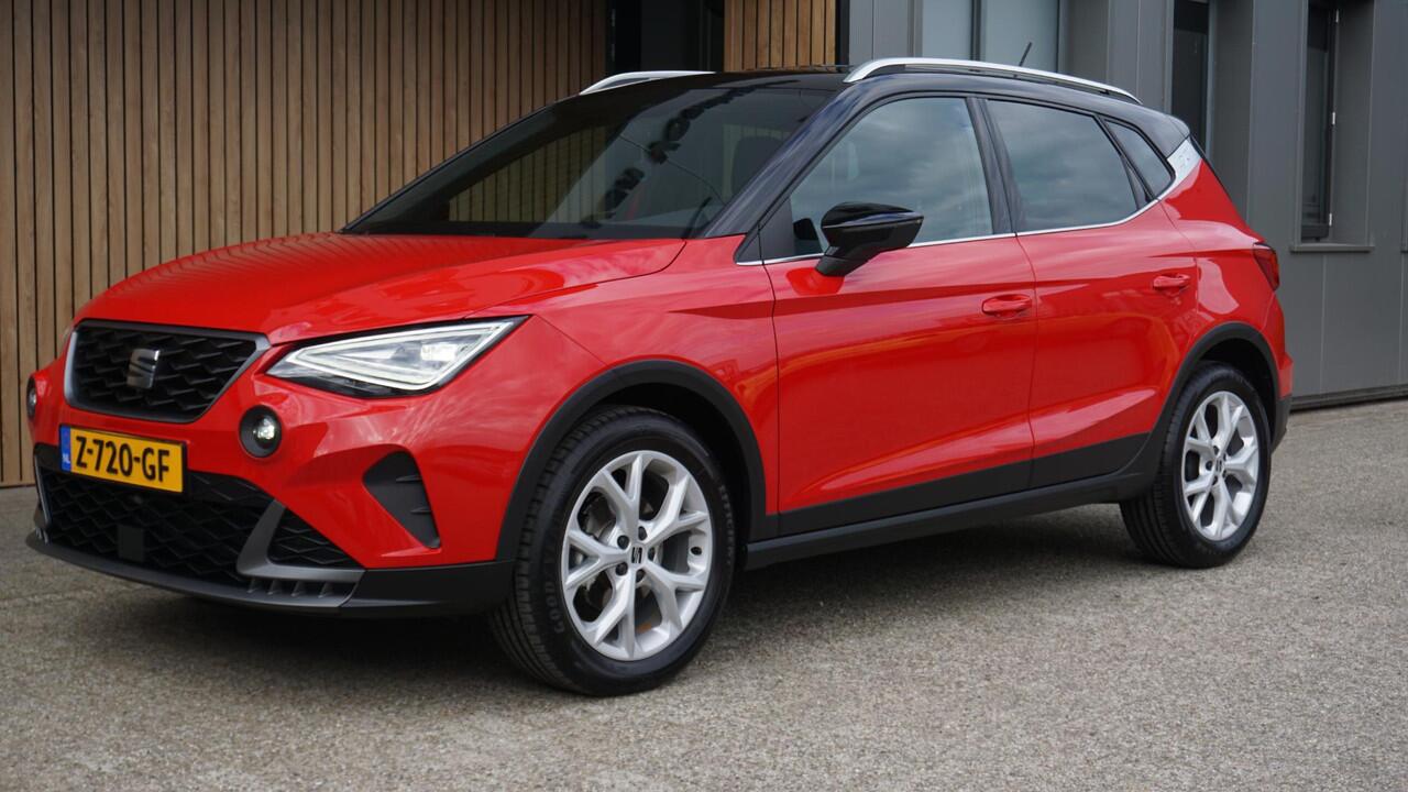 Seat Arona 1.0 TSI 95pk FR-Line Full LED App-Connect Virtual Cockpit Sfeerverlichting 17inch LM Clima *NL Auto* 10550km! 1e Eigenaar!