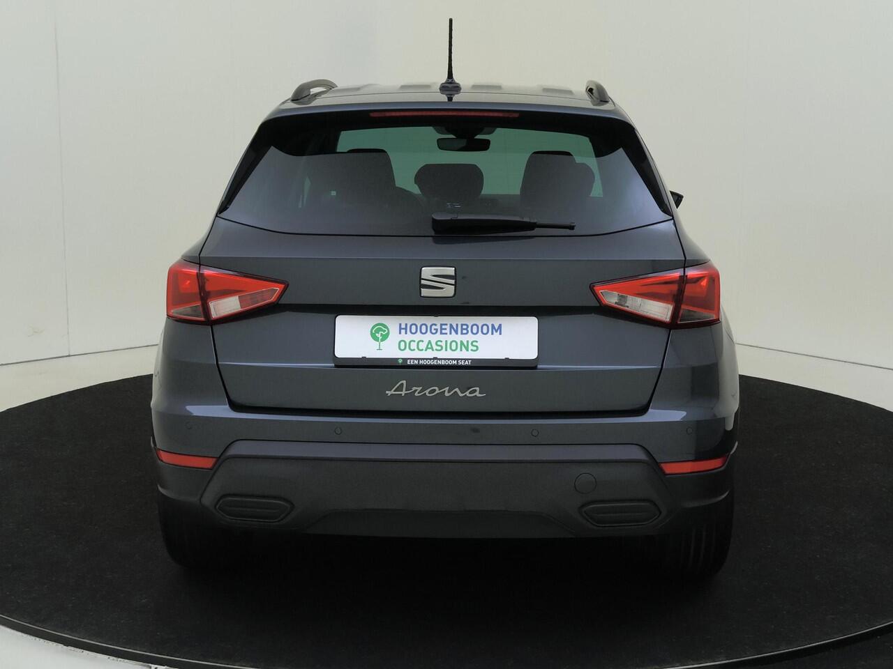 Seat Arona 1.0 TSI Style | Navigatie | Digital cockpit | Climate control | Cruise control | CarPlay | Elektrisch inklapbare buitenspiegels | Lane- en frontassist |