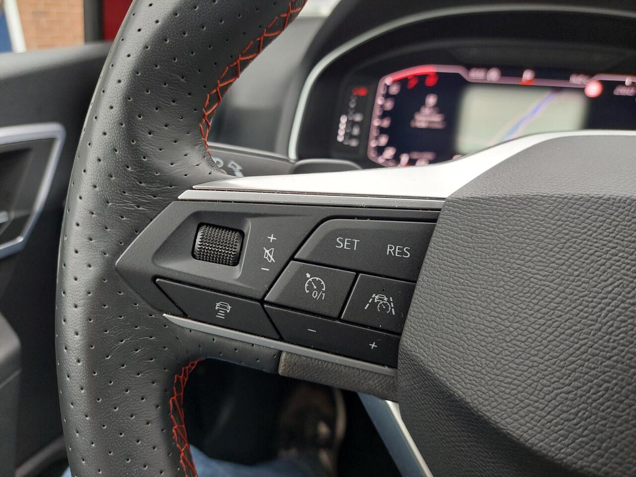 Seat Arona 1.0 EcoTSI FR Business Connect PDC V+A | rijklaarprijs !!