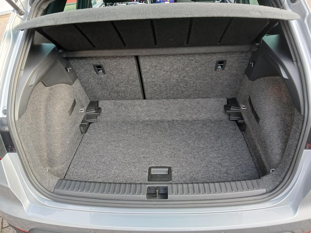 Seat Arona 1.0 TSI FR DSG-7 Business Connect + Camera + Trekhaak