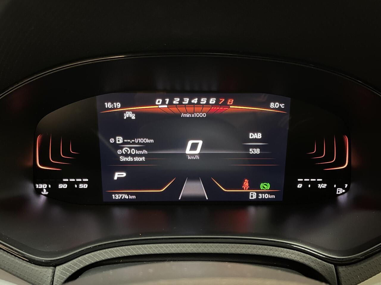 Seat Arona 1.0 TSI Style 16"/Apple Carplay & Android Auto/PDC/LED