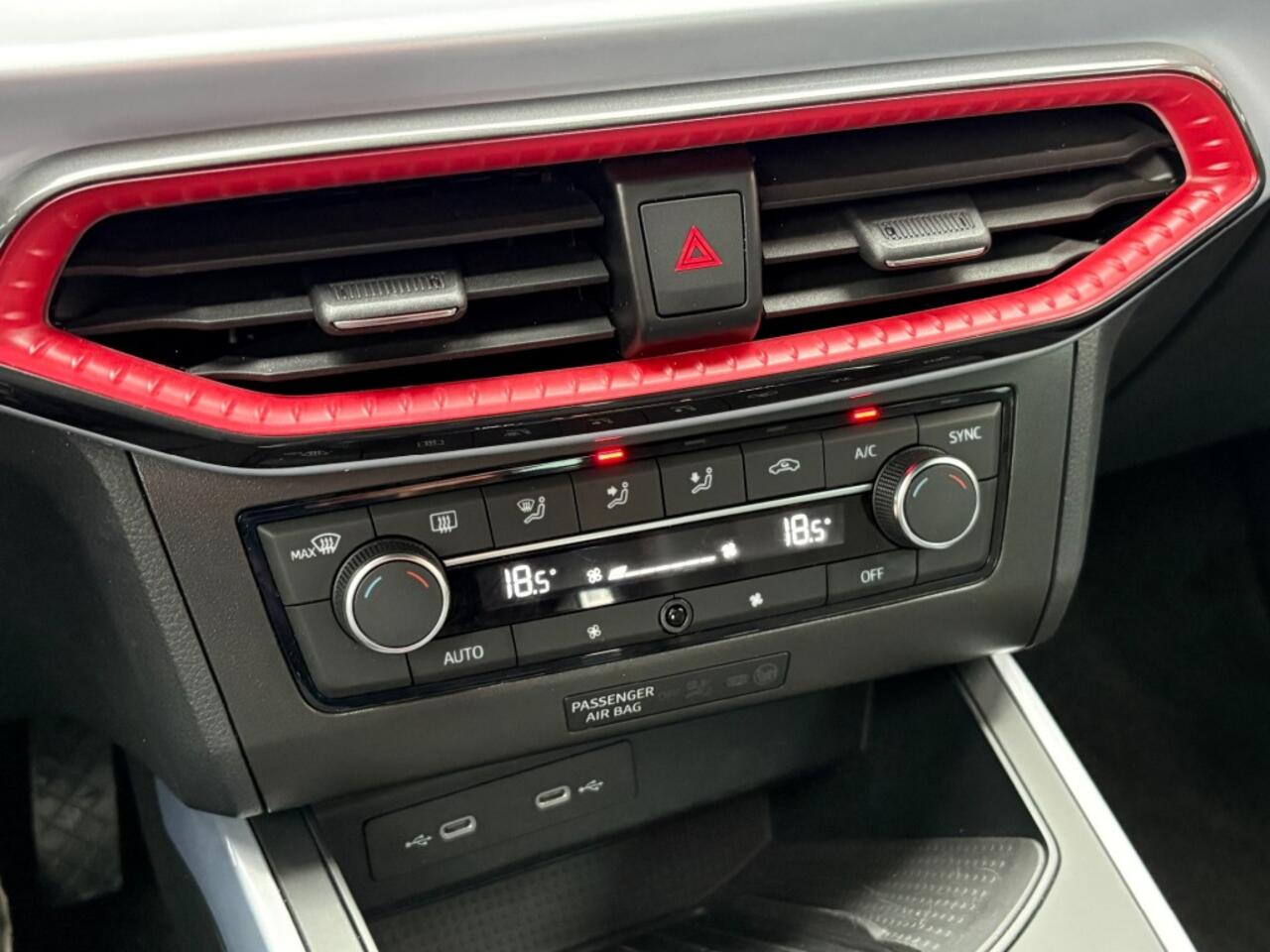 Seat Arona 1.5 TSI ACT. AUT. FR 150PK DIGITALE-SCHERM LED NAVI CAMERA CARPLAY AIRCO LMV PDC