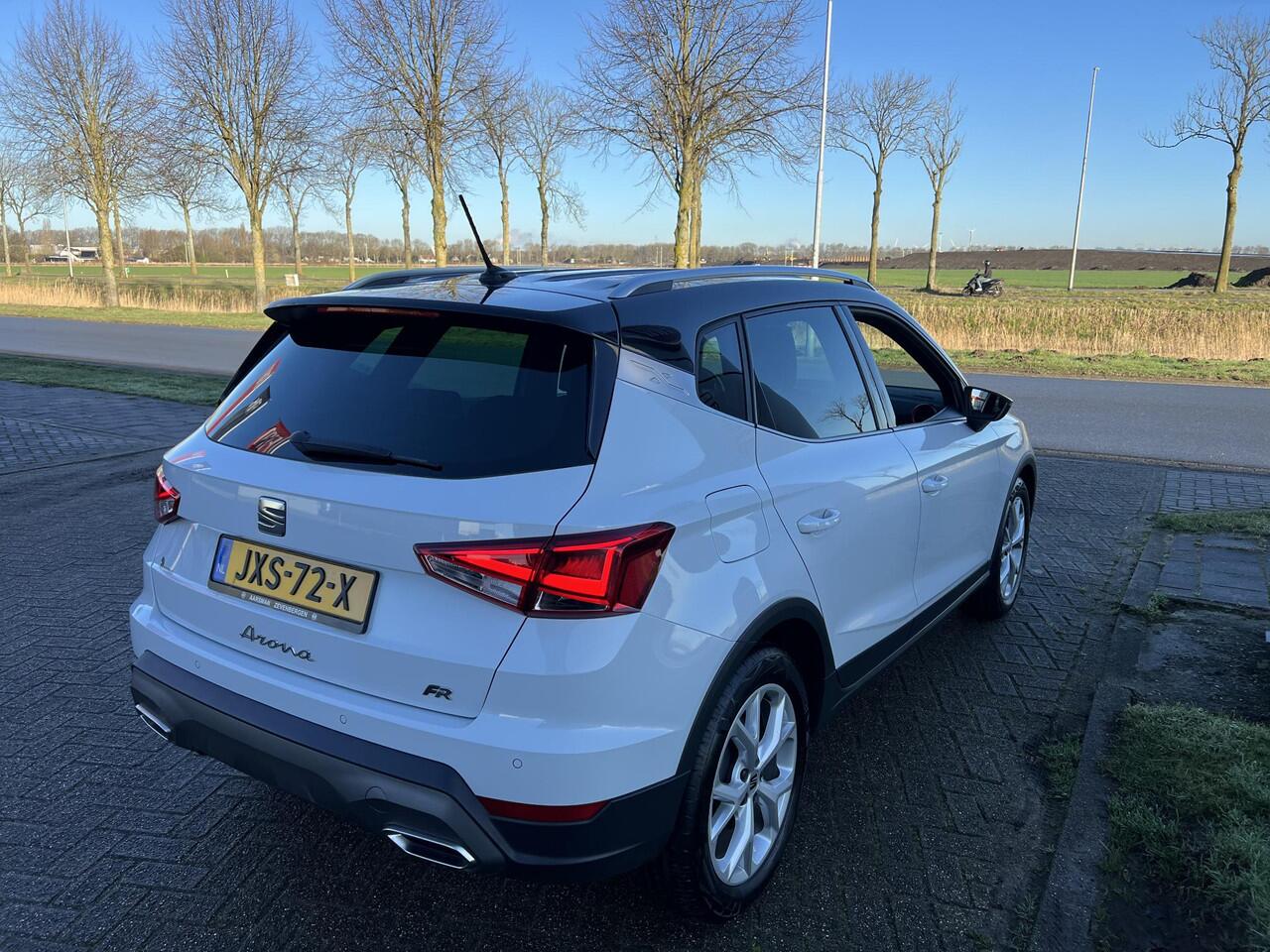 Seat Arona 1.0 TSI FR | LED | Adaptive cruise | Carplay | Climate control | Virtual cockpit
