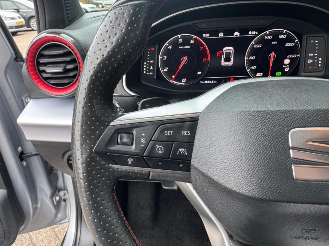 Seat Arona 1.5 TSI FR Launch Edition