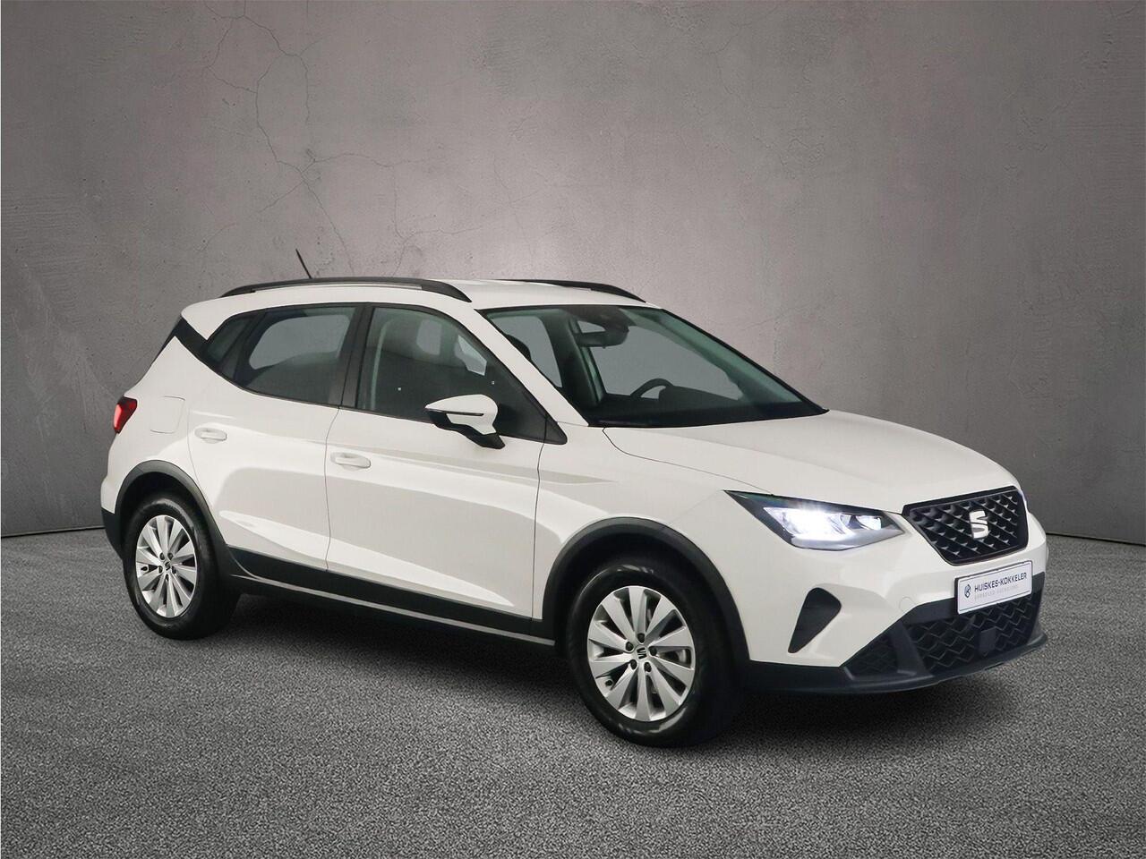 Seat Arona Reference 1.0 TSI 95pk Cruise control, App connect, LED koplampen, Parkeersensor achter, Airco, DAB, Radio, Bluetooth