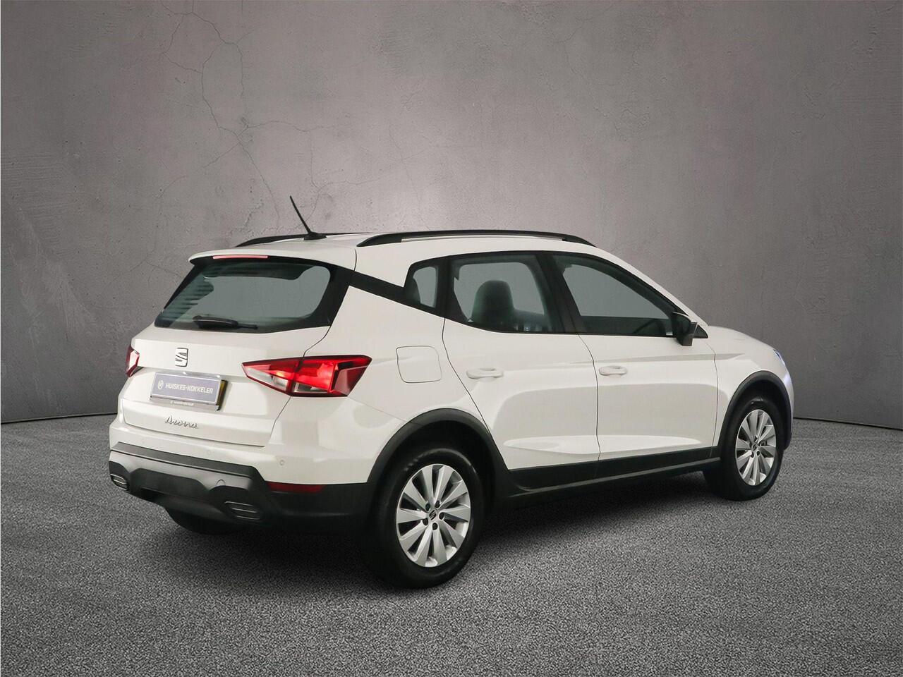 Seat Arona Reference 1.0 TSI 95pk Cruise control, App connect, LED koplampen, Parkeersensor achter, Airco, DAB, Radio, Bluetooth