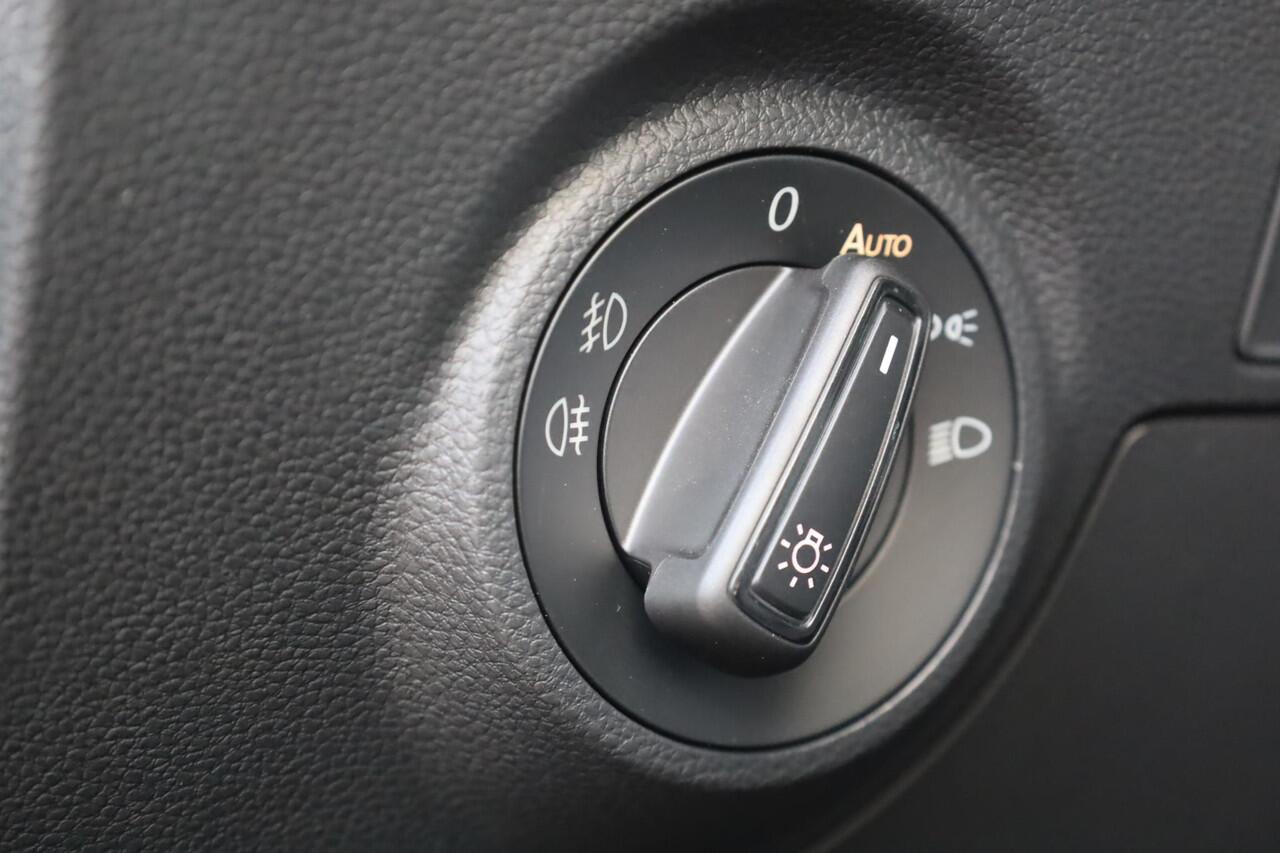 Seat Arona 1.0 EcoTSI FR Business Connect 95PK / 70kW Keyless start + entry, adaptieve cruise control met Stop&Go, elektrisch verstel- en inklapbare buitenspiegels, Apple Carplay / Android Auto, DAB+, achteruitrijcamera (rear view), parkeersensoren voor en achter, 1