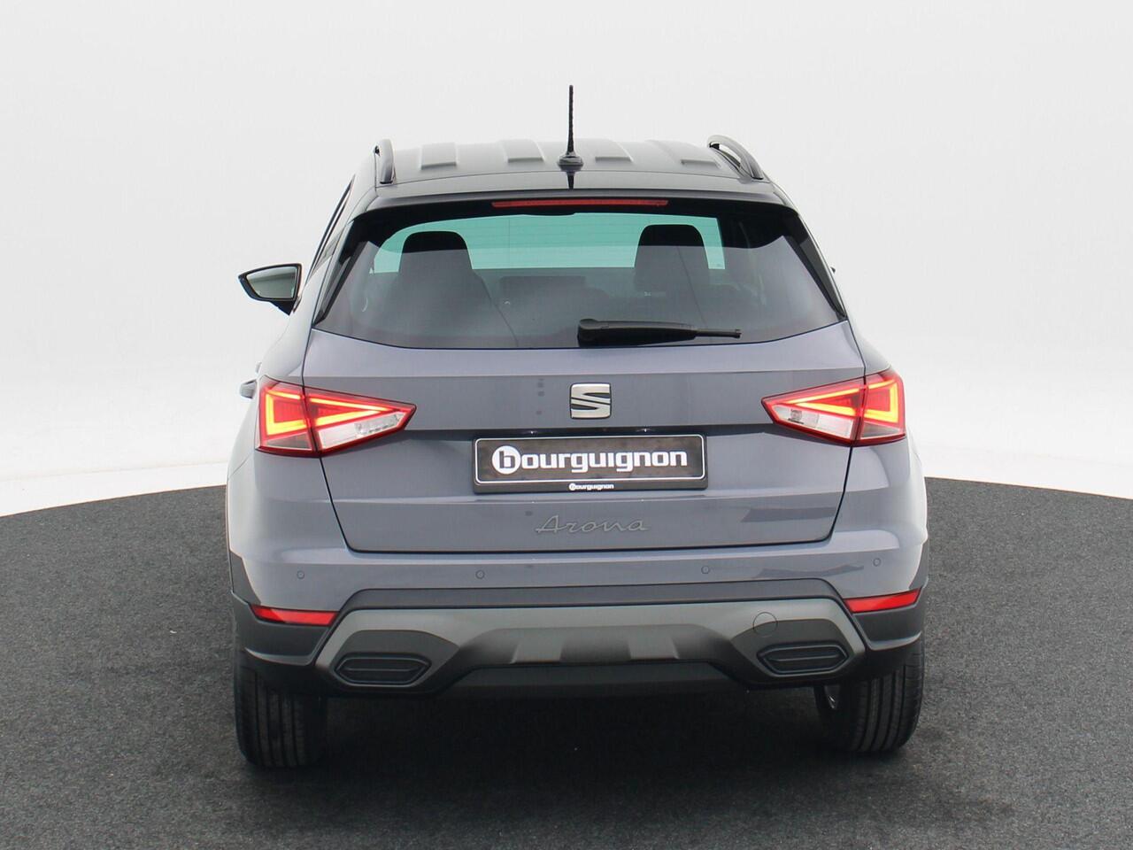 Seat Arona Style Business Connect 1.0 TSI 115 PK | Automaat | Stoelverwarming | Parkeersensoren | Apple carplay / Android auto