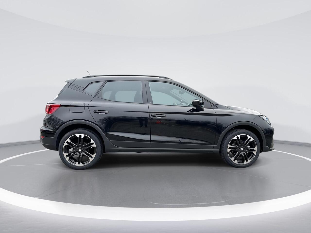 Seat Arona FR Business Connect 1.0 EcoTSI 85 kW / 115 PK SUV 18 Inch | Trekhaak | Apple Carplay | Privatelease 497,-