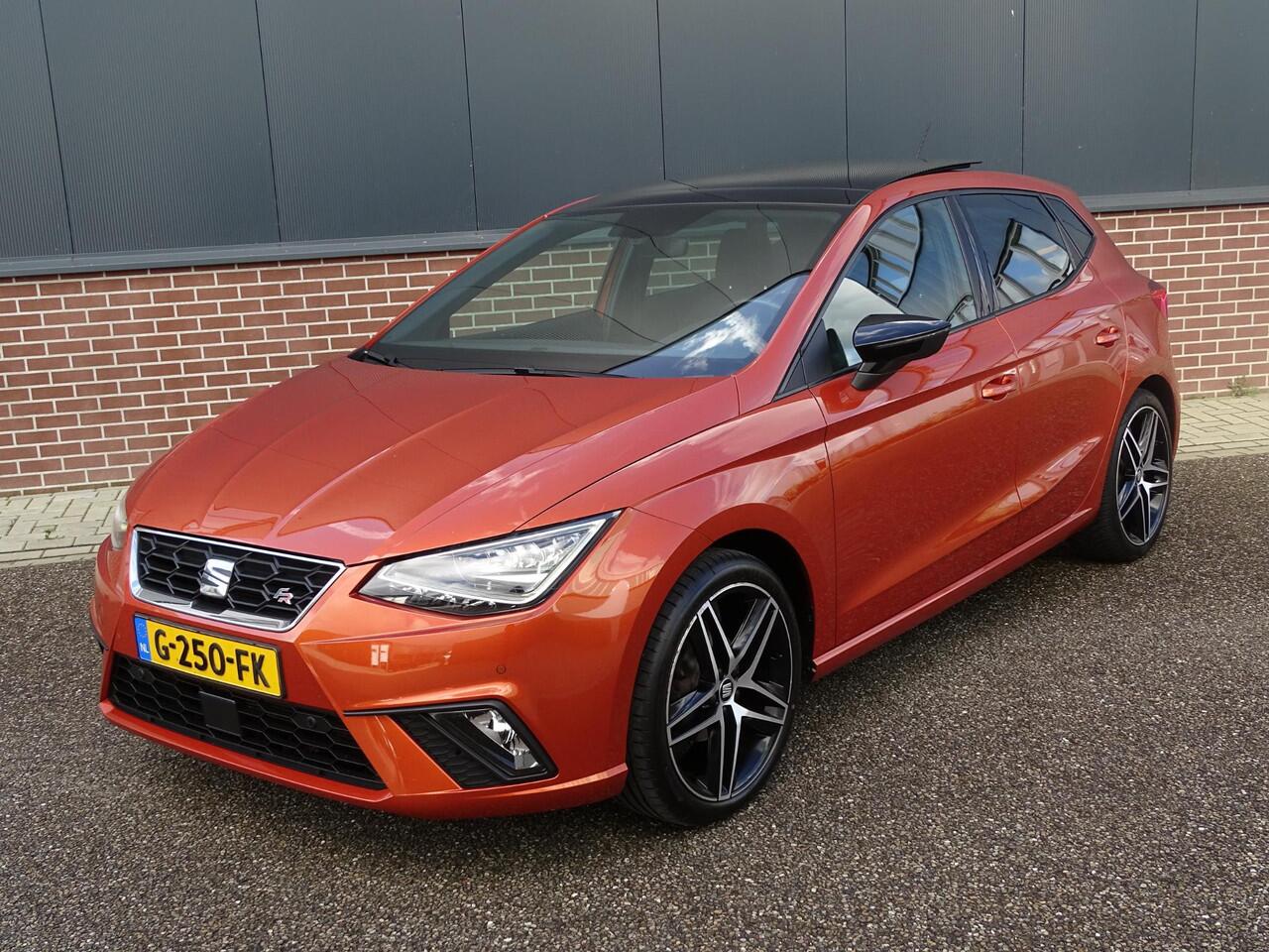 Seat IBIZA 1.0 TSI FR Business Intense FR-UITVOERING | PANORAMADAK | LED PAKKET | NAVIGATIE | VIRTUAL DISPLAY | PARKEERSENSOREN | CRUISE CONTROL | DAB RADIO |