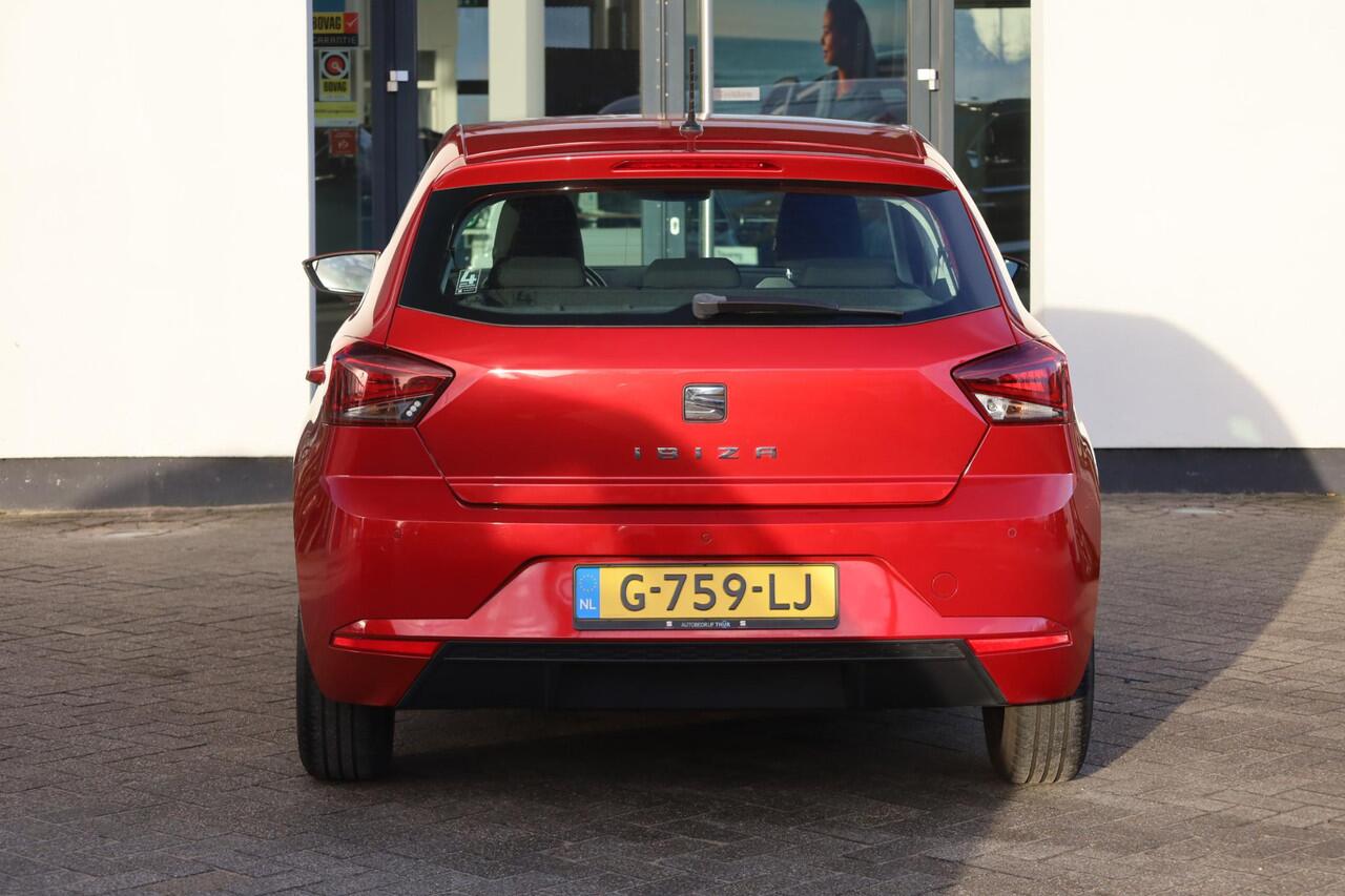 Seat IBIZA 1.0 TSI Style 95PK / 70kW, NL auto 1e eigenaar door ons geleverd en onderhouden, parkeersensoren, bluetooth, cruise control, lederen multifuntioneel stuurwiel