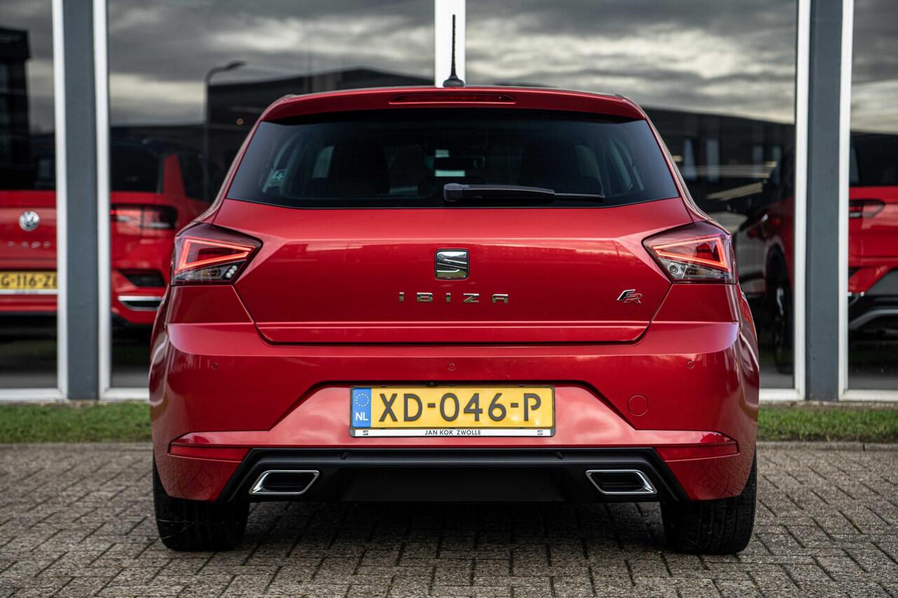 Seat IBIZA 1.0 TSi 95 pk FR Business Intense | Panoramadak | 18" Bi-Color | Afneembare Trekhaak