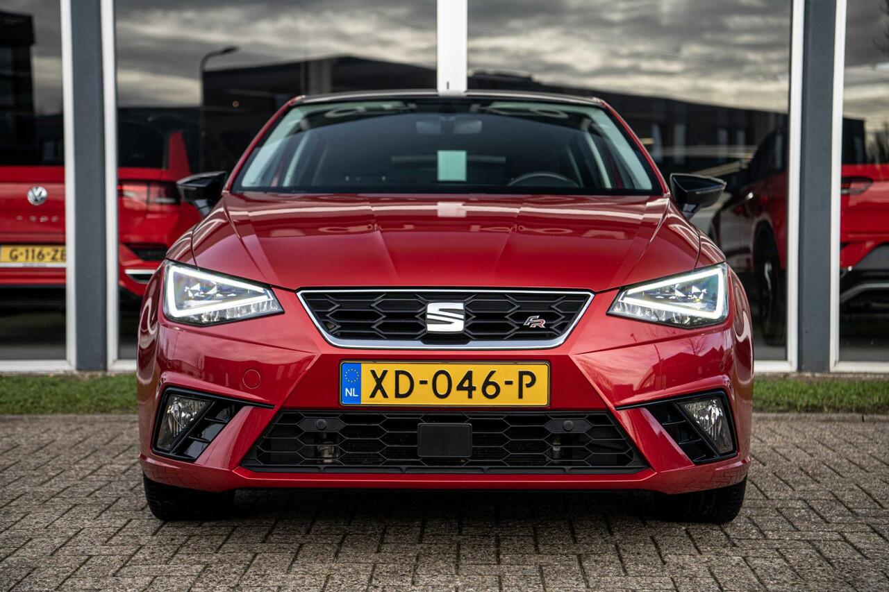 Seat IBIZA 1.0 TSi 95 pk FR Business Intense | Panoramadak | 18" Bi-Color | Afneembare Trekhaak