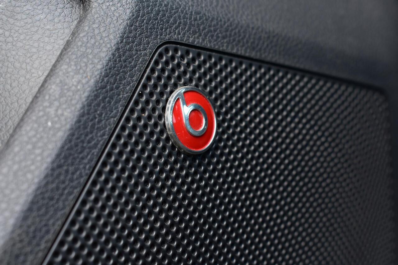 Seat IBIZA 1.0 TSI FR Business Intense Apple Carplay, Achteruitrijcamera, Beats Audio, NL auto