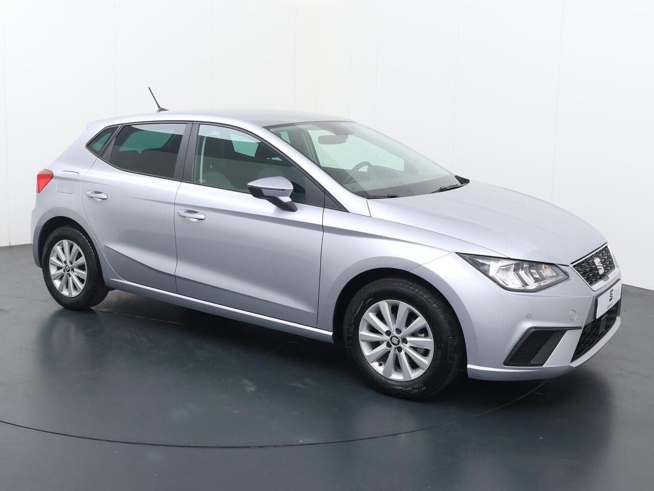 Seat IBIZA 1.0 TSI Style Business Intense | 95 PK | Achteruitrijcamera | Navigatiesysteem | Apple CarPlay / Android Auto