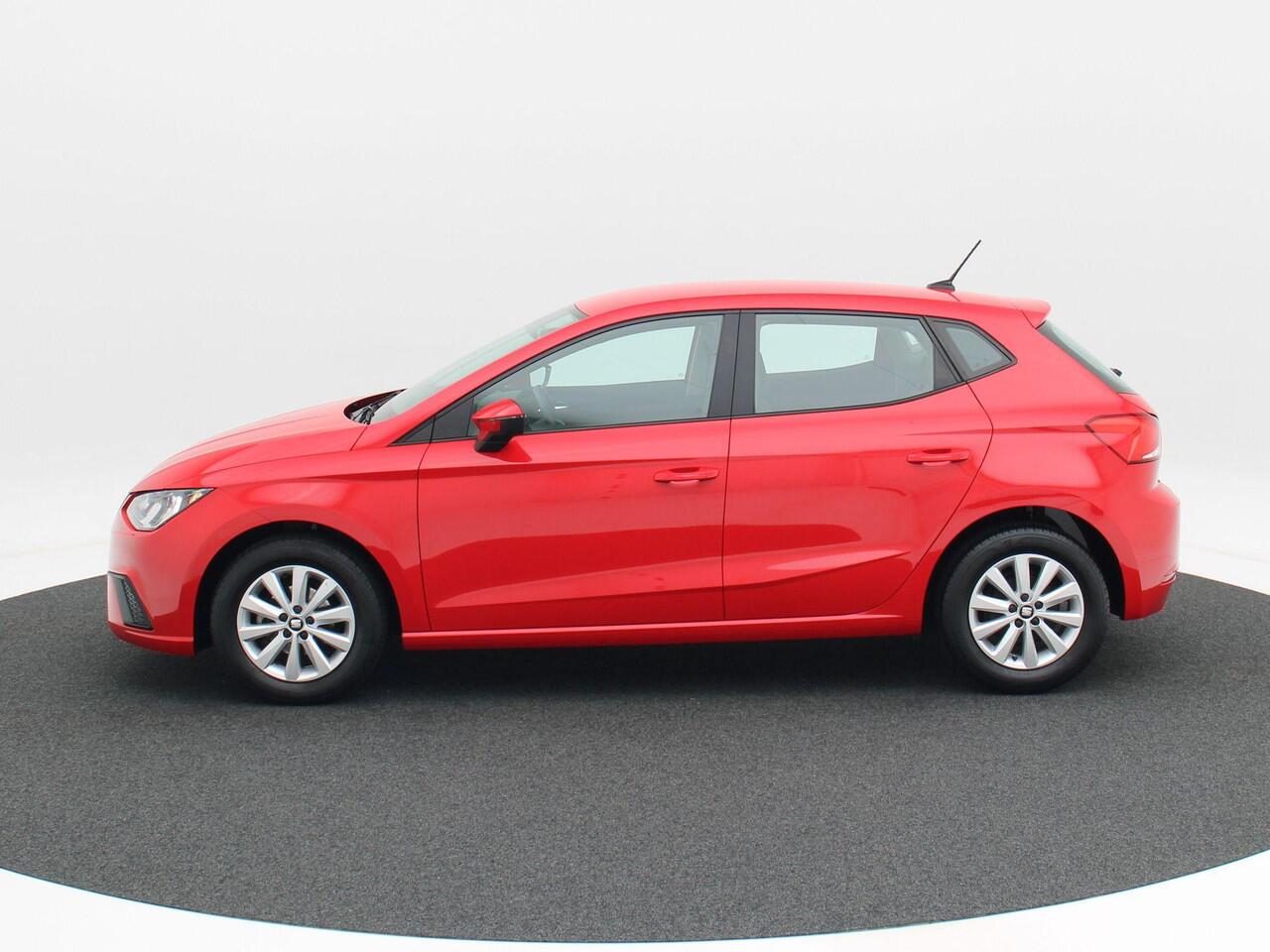 Seat IBIZA 1.0 TSi Style | Climate Controle | 15 Inch | CarPlay | Cruise Controle | Parkeersensoren | 60.042 Km!!
