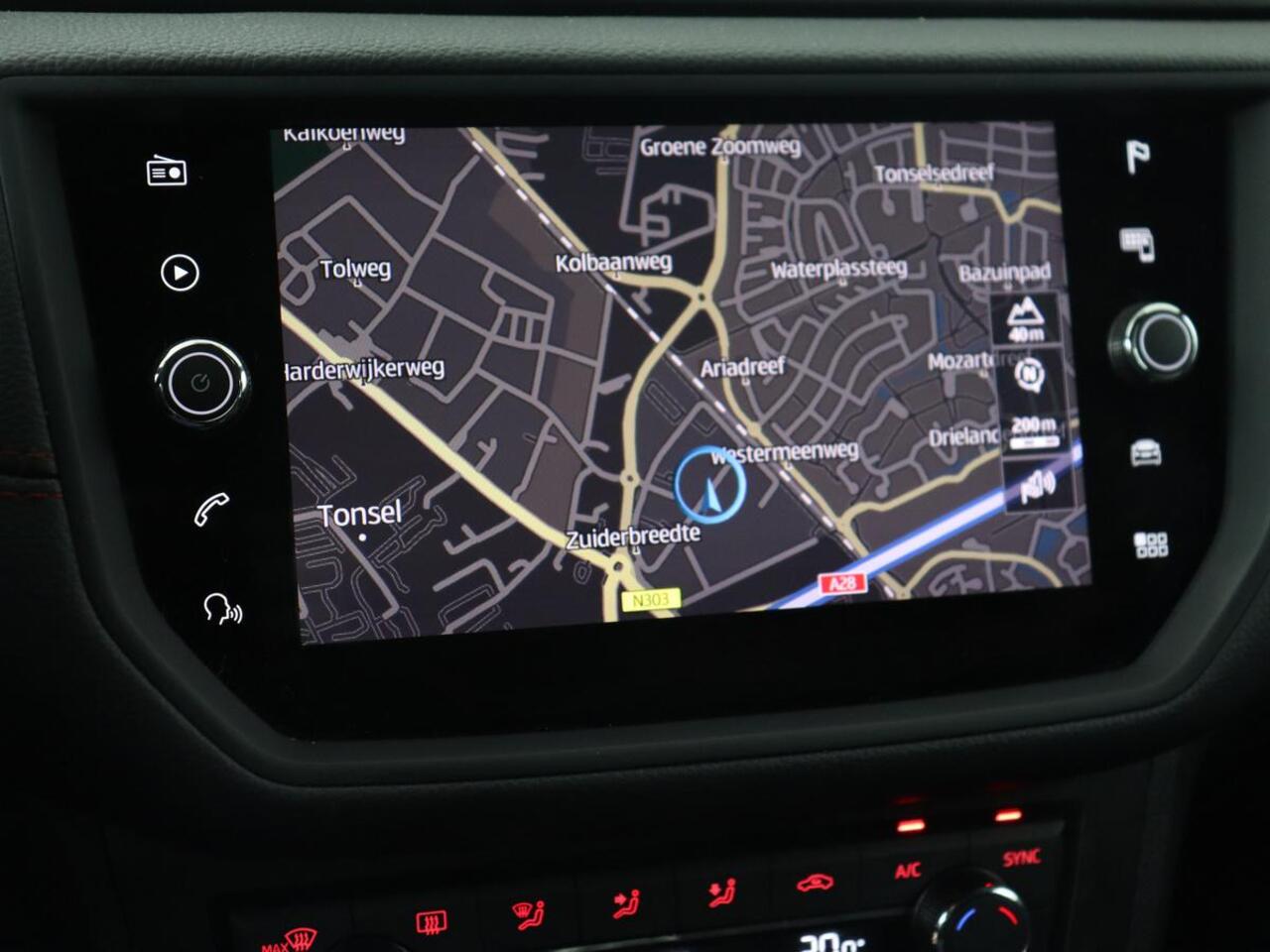 Seat IBIZA 1.0 TSI FR Intense | Trekhaak | Camera | Carplay | Navigatie | Climate control | Parkeerhulp | Cruise control