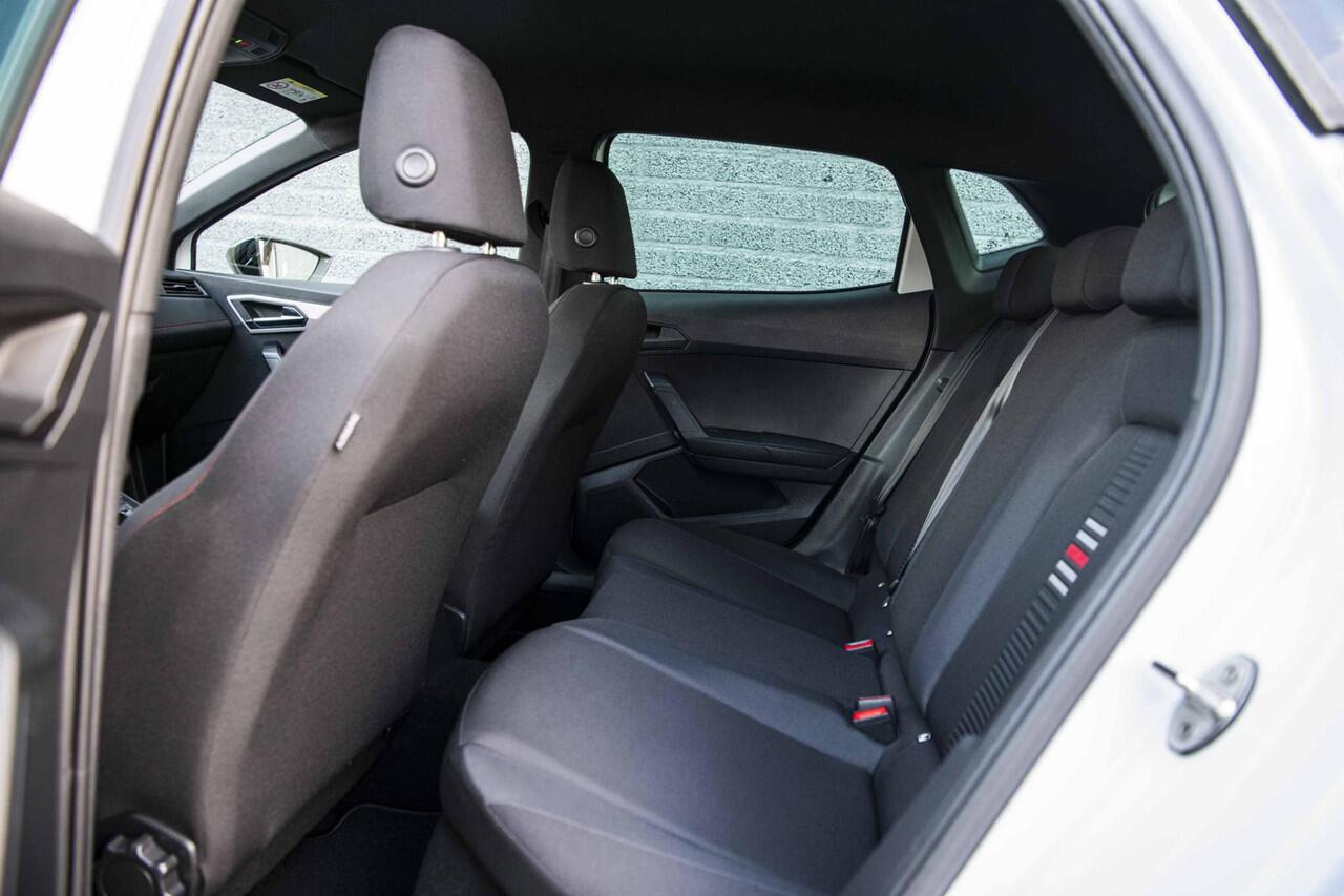 Seat IBIZA 1.0 TSi 110 pk DSG-7 FR Business Intense | Full LED | 18" | Camera