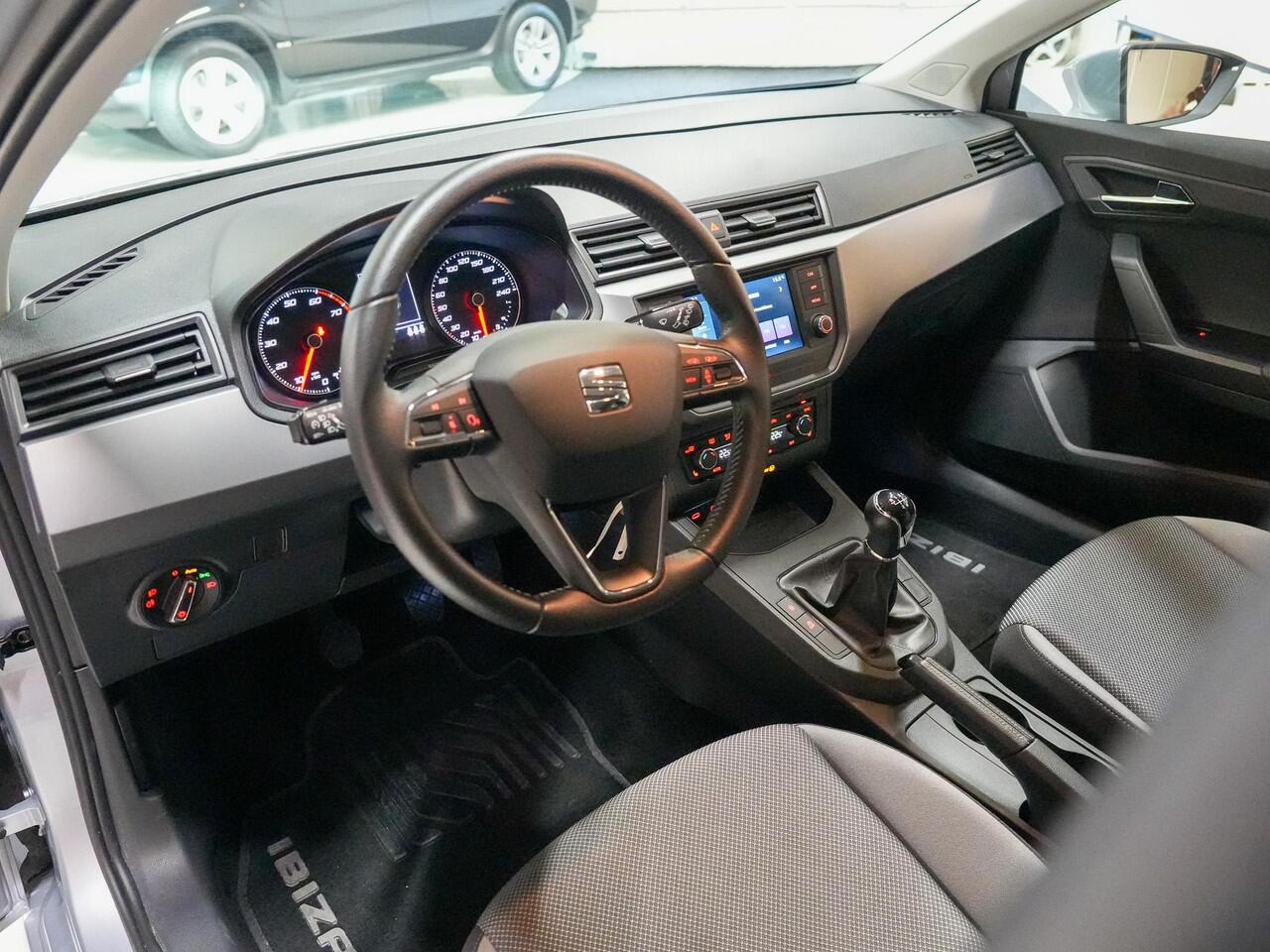 Seat IBIZA 1.0 MPI Reference |VOL!|stoelvrm|clima|carplay|park