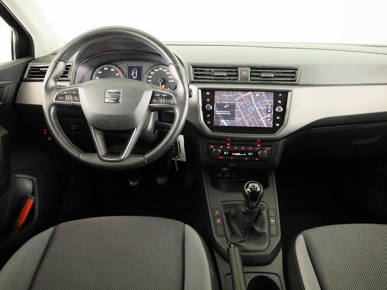 Seat IBIZA 1.0 TSI Style Business Intense 95 pk | Navigatie | Parkeersensoren | Achteruitrijcamera | Cruise control |