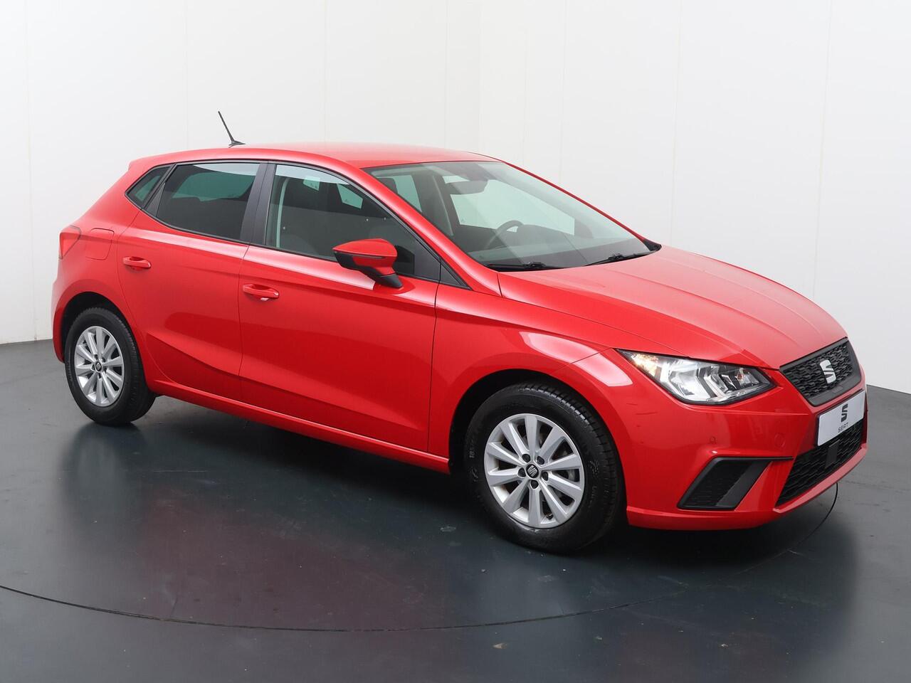 Seat IBIZA 1.0 TSI Style Business Intense | 95 PK | Navigatiesysteem | Achteruitrijcamera | Apple CarPlay / Android auto