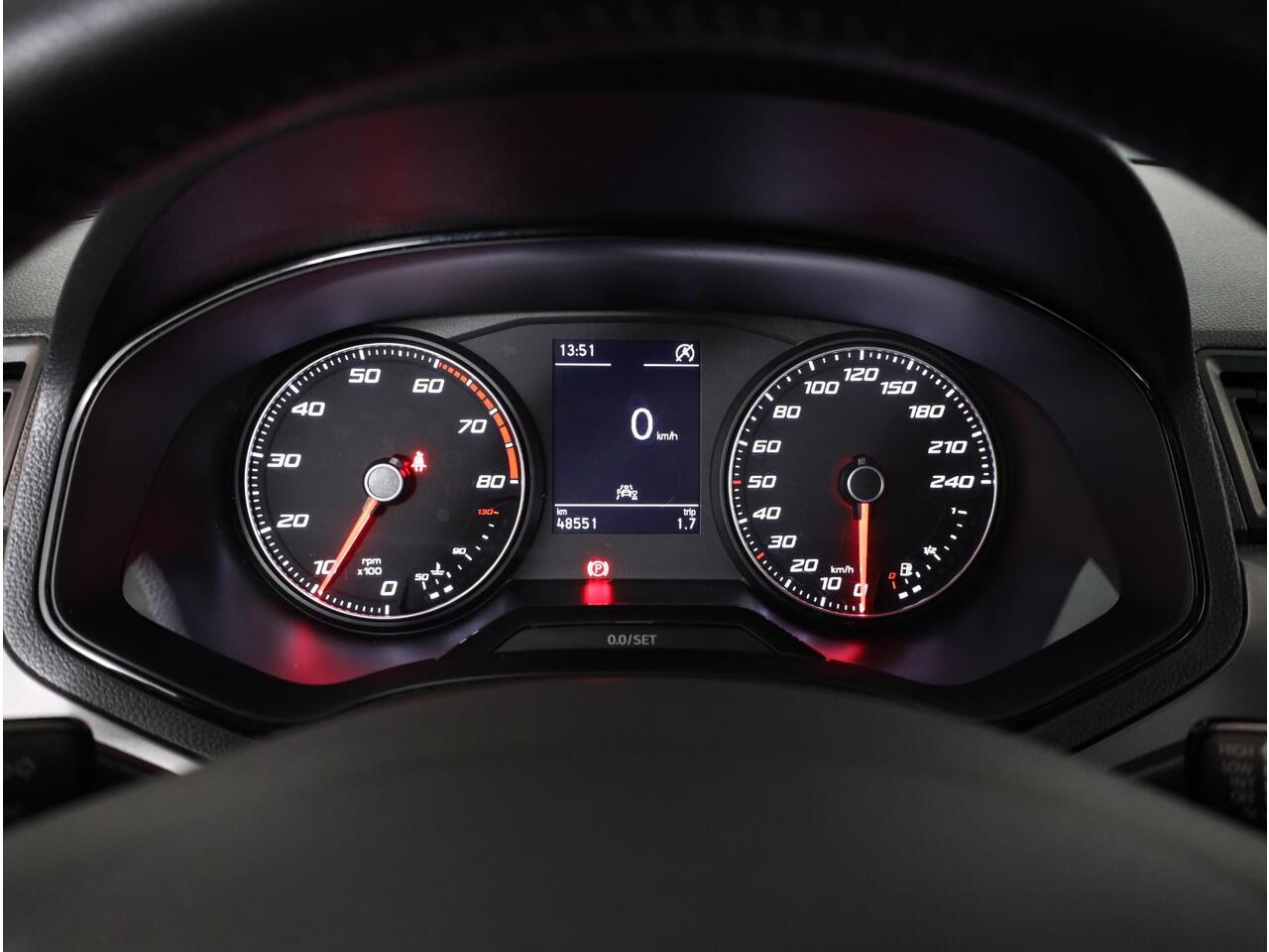 Seat IBIZA 1.0 TSI Style 95PK | Navigatie via app | Parkeersensoren | Airco |